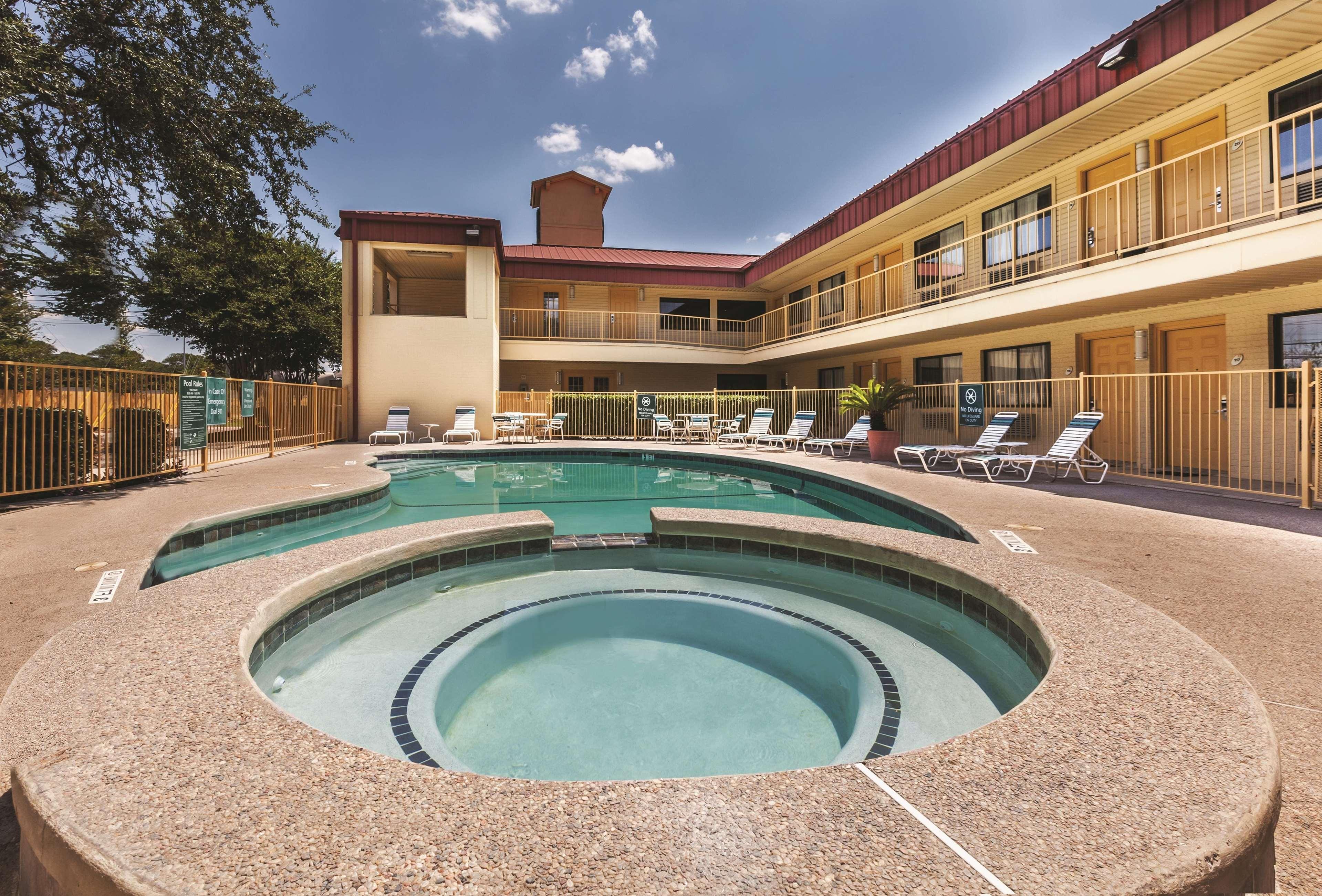La Quinta Inn By Wyndham San Marcos Exterior foto